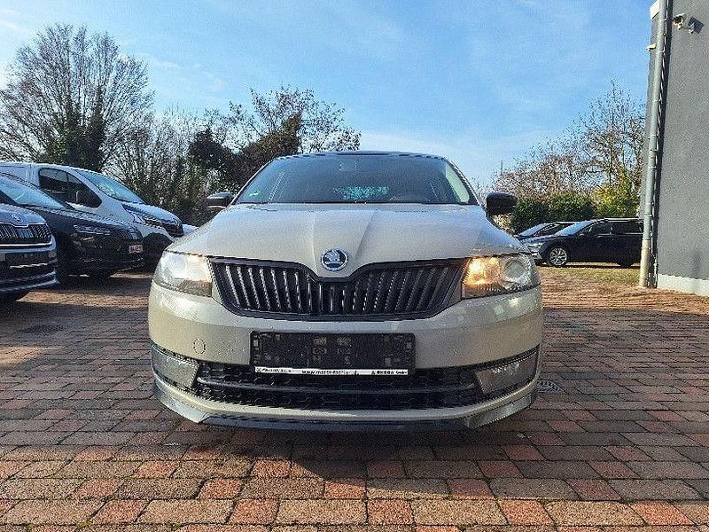 Grau Gebraucht 2015 Skoda Rapid Monte Carlo Limousine | 6.800 € (Fairer Preis) - Bild 1/4