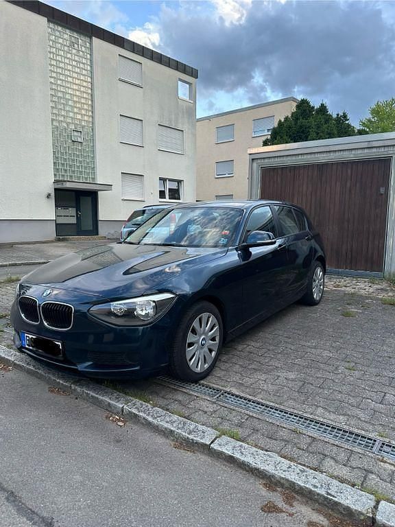 Blau Gebraucht 2012 BMW 116 Kleinwagen | 4.000 € (Superpreis) - Bild 1/4