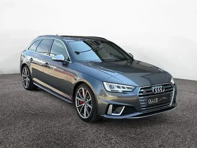 Gebraucht Audi S4 Sport 347 PS (255 kW) 2020 Grau Kombi