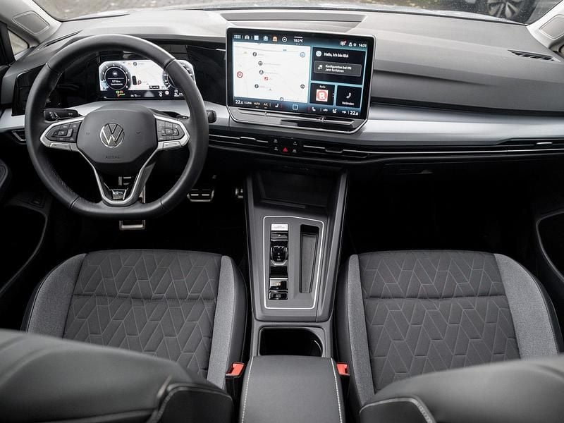 Gebraucht VW Golf VIII Goal 116 PS (85 kW) 2025 Grau Limousine