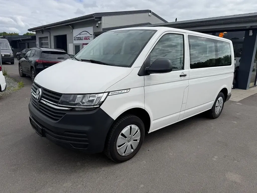 Second-hand VW Caravelle 110 CP (80 kW) 2021 Alb Van