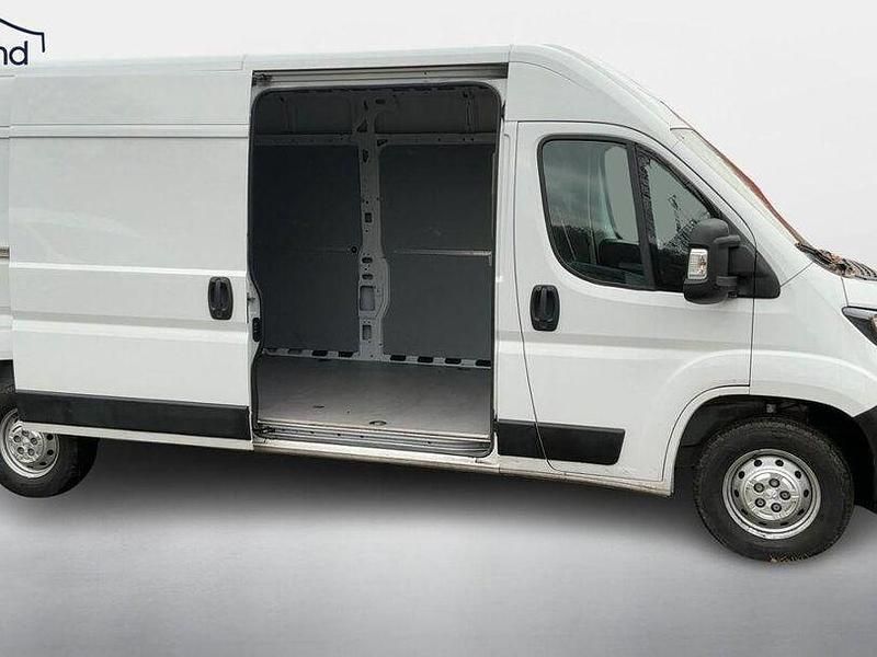 Gebraucht Peugeot Boxer 140 PS (102 kW) 2024 Weiß Van