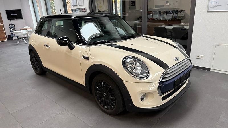 Gebraucht Mini Cooper 136 PS (100 kW) 2015 Weiß Kleinwagen