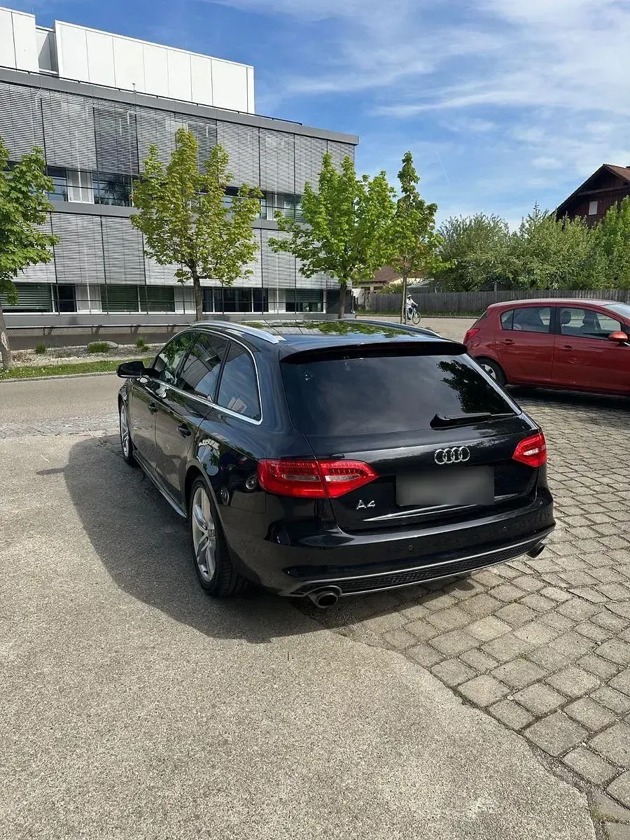 Gebraucht Audi A4 S-Line 211 PS (155 kW) 2012 Schwarz Kombi