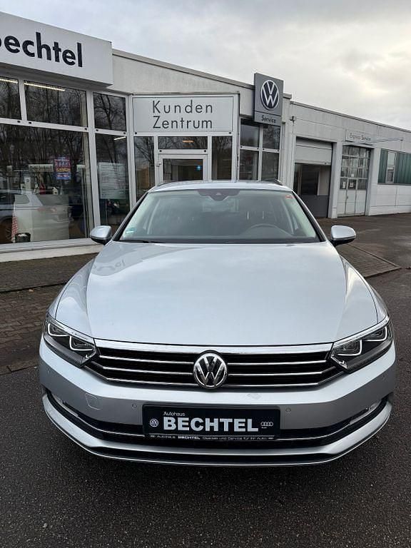 Gebraucht VW Passat Business 150 PS (110 kW) 2018 Silber Limousine