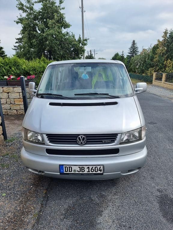 Gebraucht VW Multivan 102 PS (75 kW) 2001 Silber Van / Kleinbus