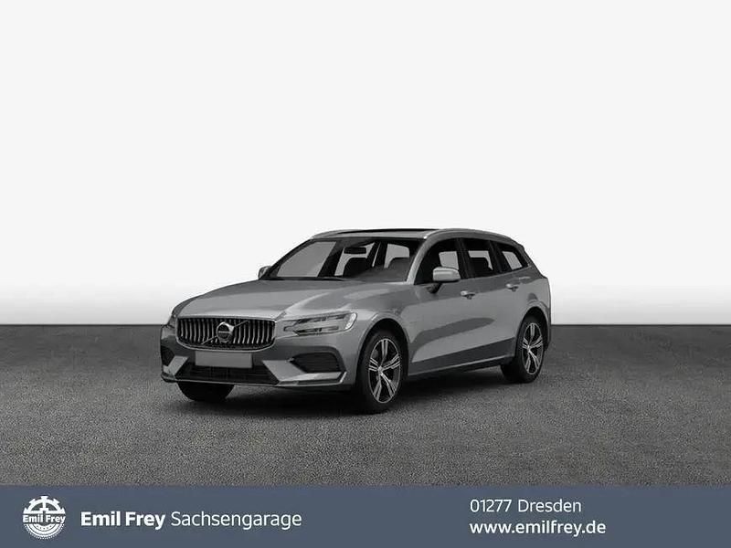 Vapour grey Gebraucht 2025 Volvo V60 Plus Kombi | 37.650 € (Guter Preis) - Bild 1/4