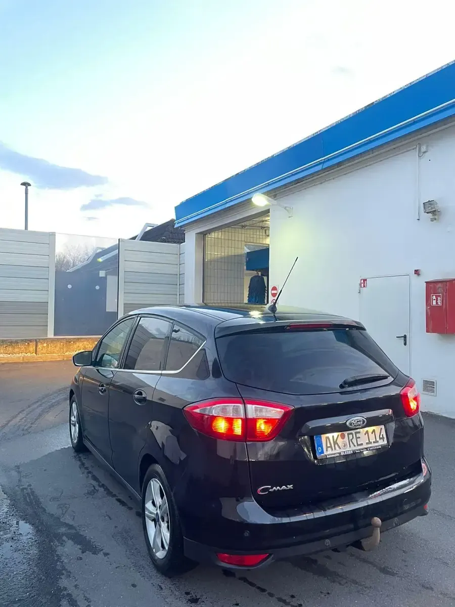 Gebraucht Ford C-MAX 140 PS (102 kW) 2012 Schwarz Van / Kleinbus
