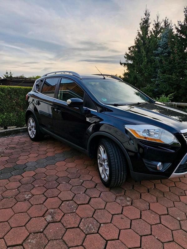 Schwarz Gebraucht 2010 Ford Kuga SUV | 6.490 € (Fairer Preis) - Bild 1/4