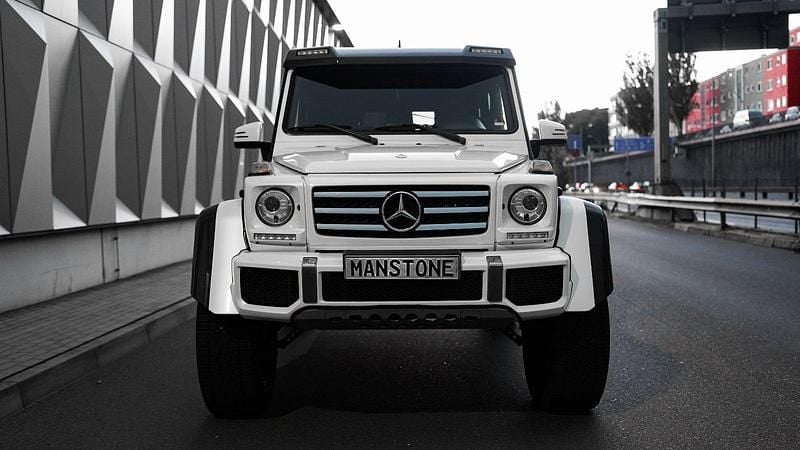 Weiß Gebraucht 2016 Mercedes G500 4x4² AMG SUV | 95.000 € - Bild 1/4