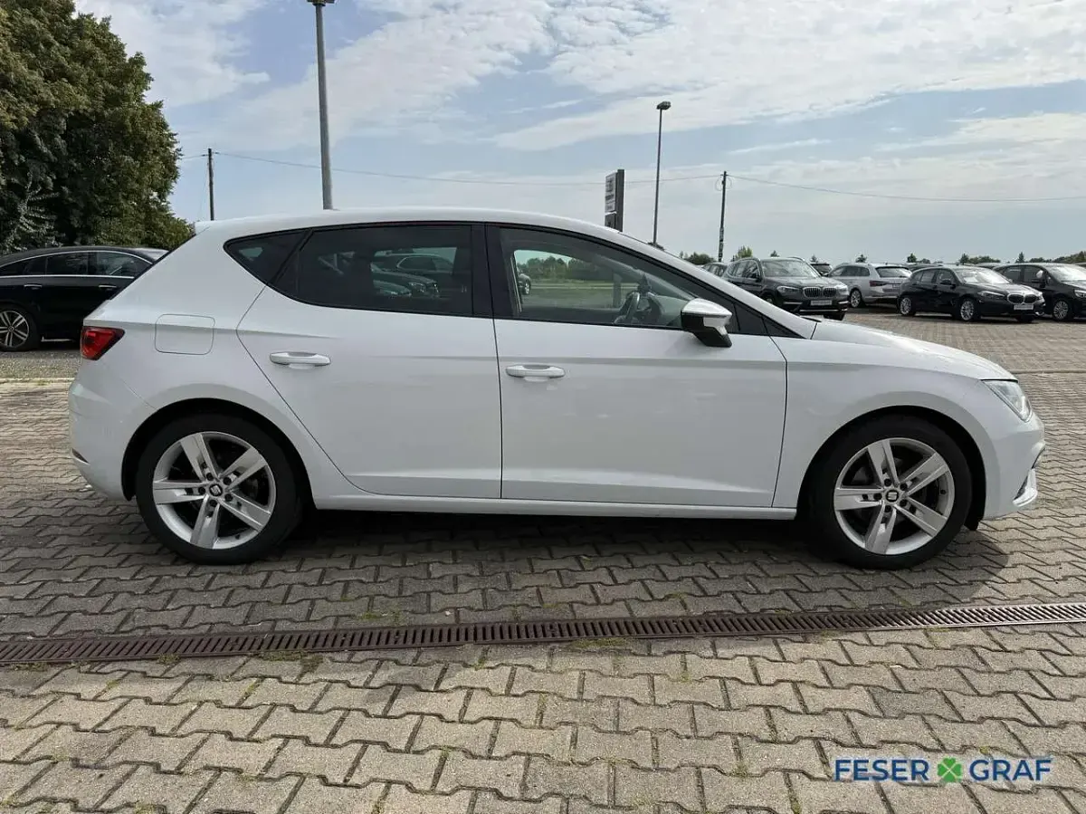 Gebraucht Seat Leon FR 125 PS (91 kW) 2017 Nevada weiss Limousine