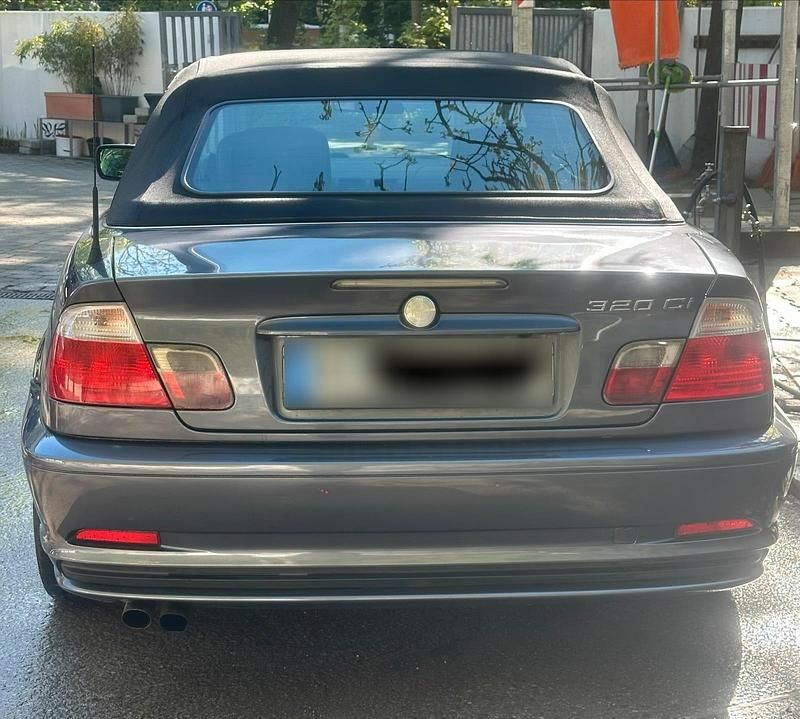 Gebraucht BMW 320 Cabriolet Basis 170 PS (125 kW) 2003 Grau Cabrio