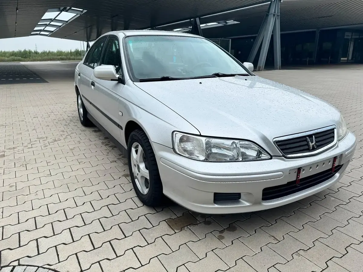 Gebraucht Honda Accord LS 136 PS (100 kW) 1999 Silber Limousine