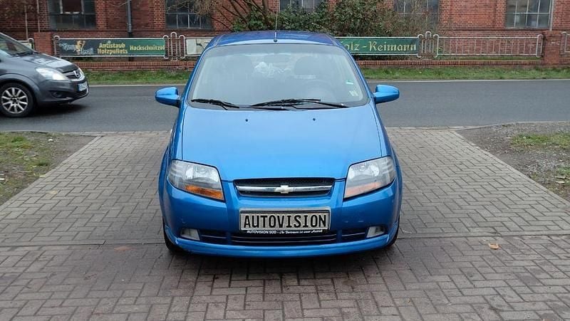 Gebraucht Chevrolet Kalos 72 PS (52 kW) 2008 Blau Limousine