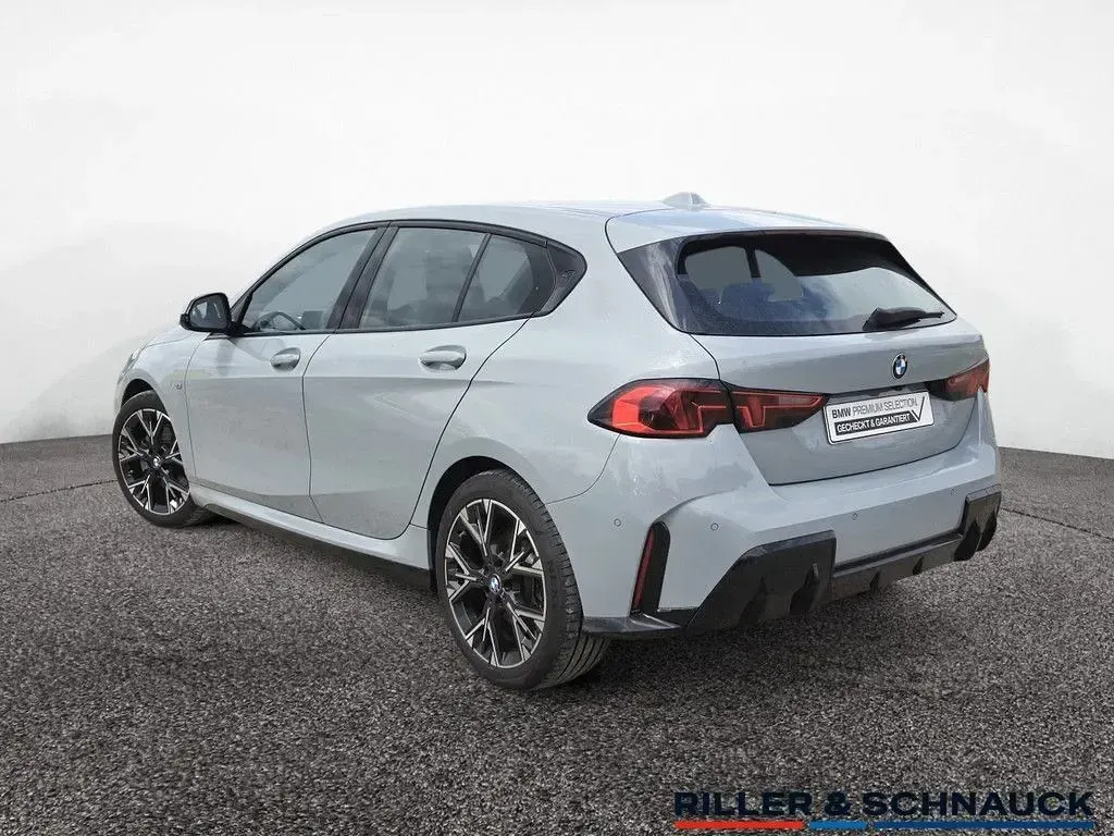 Gebraucht BMW 120 M Sport 170 PS (125 kW) 2025 Brooklyn grey Kleinwagen