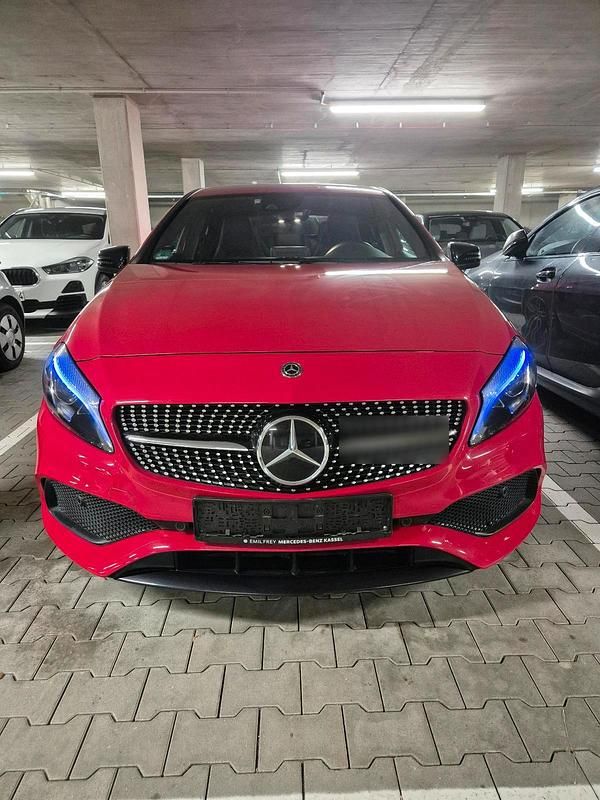 Rot Gebraucht 2018 Mercedes A220 AMG Kleinwagen | 21.300 € (Fairer Preis) - Bild 1/4
