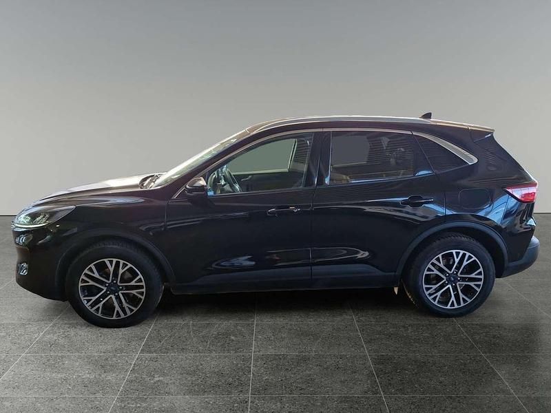 Gebraucht Ford Kuga 120 PS (88 kW) 2023 Obsidianschwarz metallic SUV