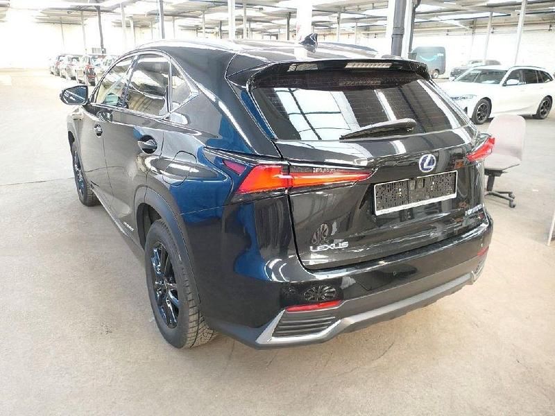 Gebraucht Lexus NX300h 155 PS (114 kW) 2021 Schwarz SUV