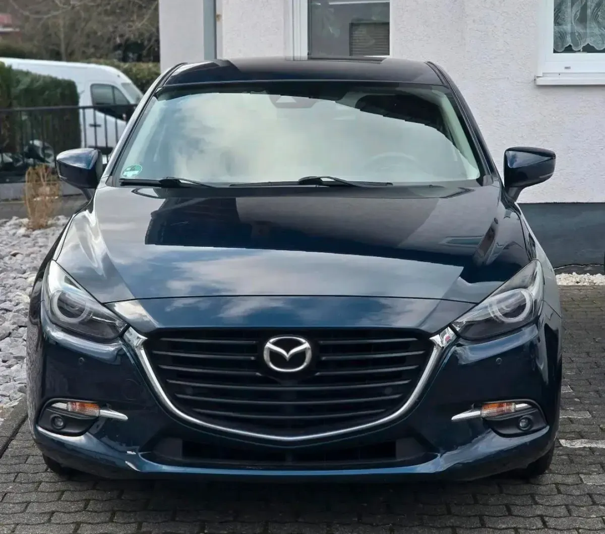 Usado Mazda 3 105 HP (77 kW) 2017 Azul Citadino