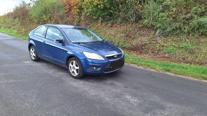 Blau Gebraucht 2008 Ford Focus Coupé | 1.400 € (Fairer Preis) - Bild 1/4