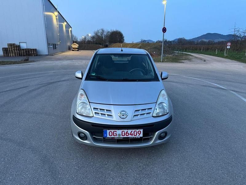 Gebraucht Nissan Pixo Acenta 68 PS (50 kW) 2009 Silber Kleinwagen