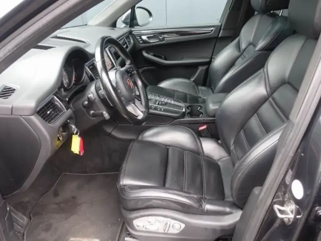 Gebraucht Porsche Macan S 258 PS (189 kW) 2017 Grau (metallic) SUV