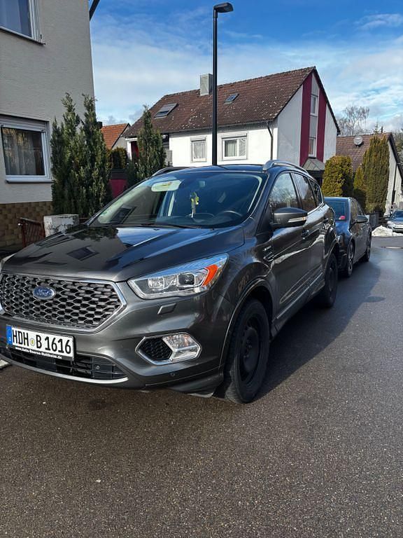 Gebraucht Ford Kuga Vignale 182 PS (133 kW) 2017 Grau SUV