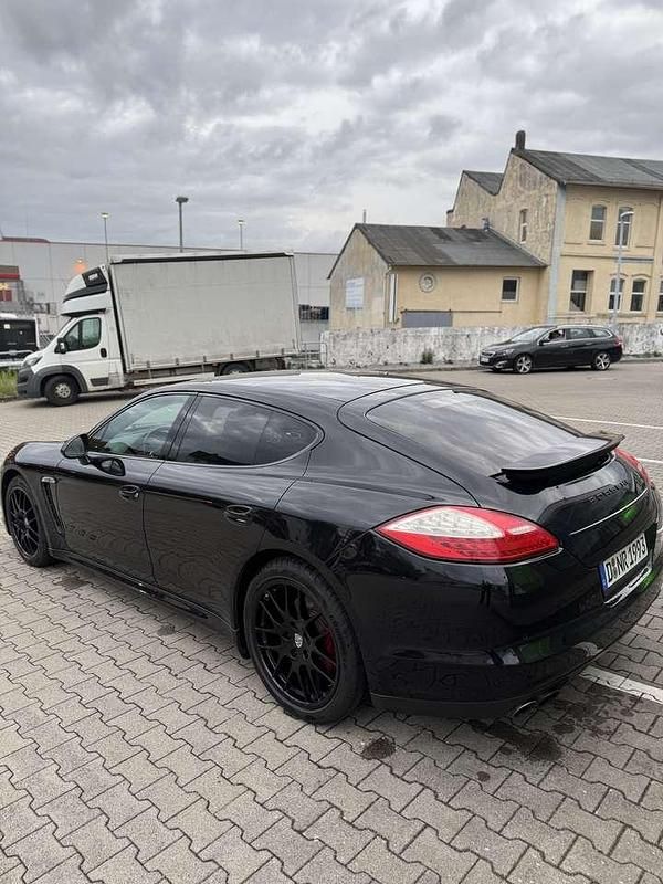 Gebraucht Porsche Panamera 400 PS (294 kW) 2010 Schwarz Kleinwagen
