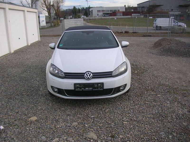 Gebraucht VW Golf Cabriolet Cup 140 PS (102 kW) 2014 Pure white Cabrio