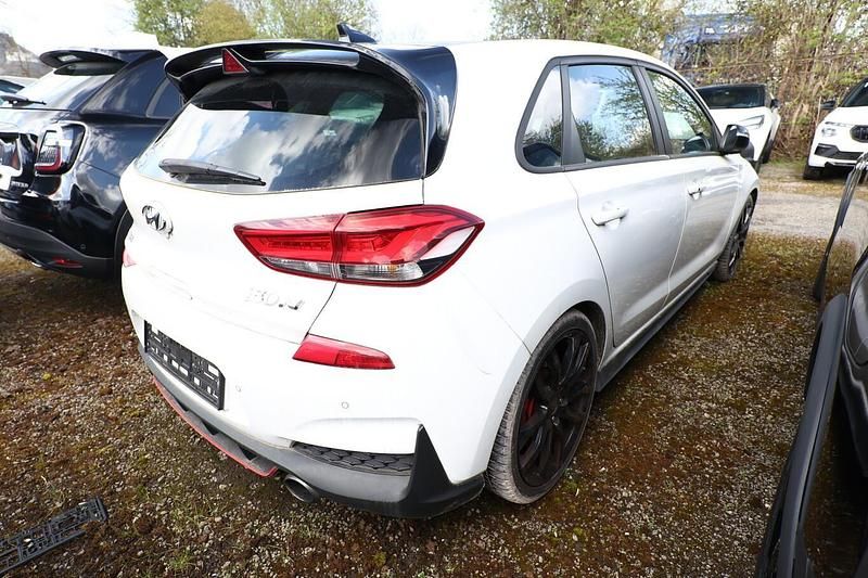 Gebraucht Hyundai i30 N Performance 275 PS (202 kW) 2018 Polar white Limousine