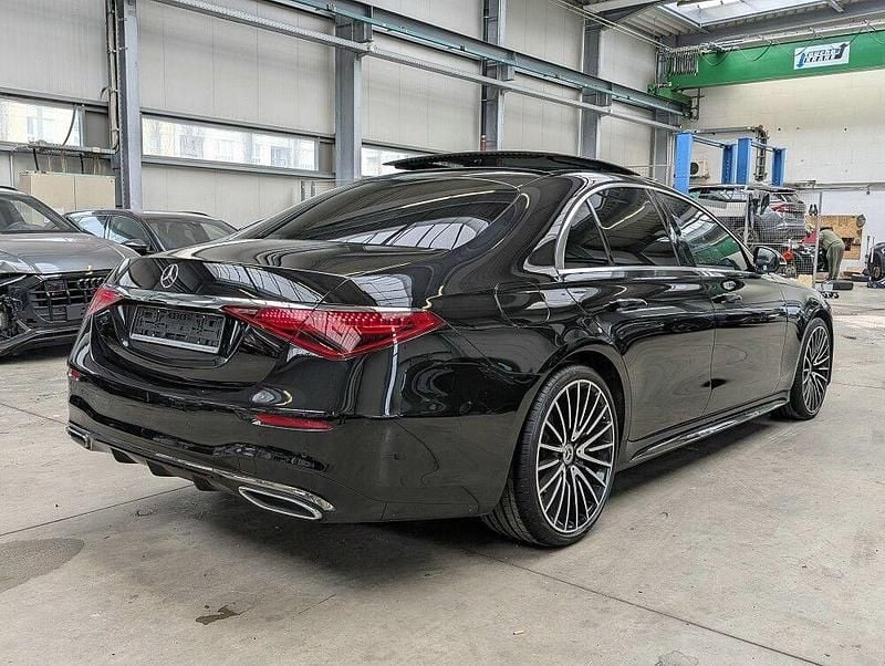 Gebraucht Mercedes S400 AMG 330 PS (242 kW) 2023 Schwarz Limousine