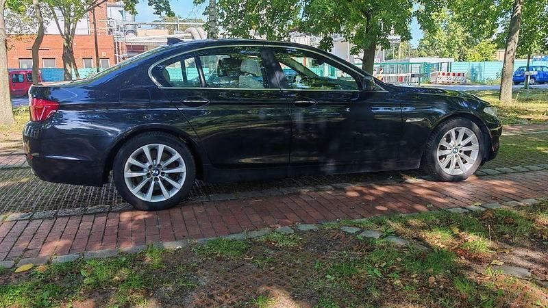 Gebraucht BMW 530 258 PS (189 kW) 2014 Schwarz Limousine