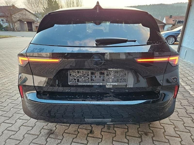 Gebraucht Opel Astra 131 PS (96 kW) 2025 Schwarz Kombi