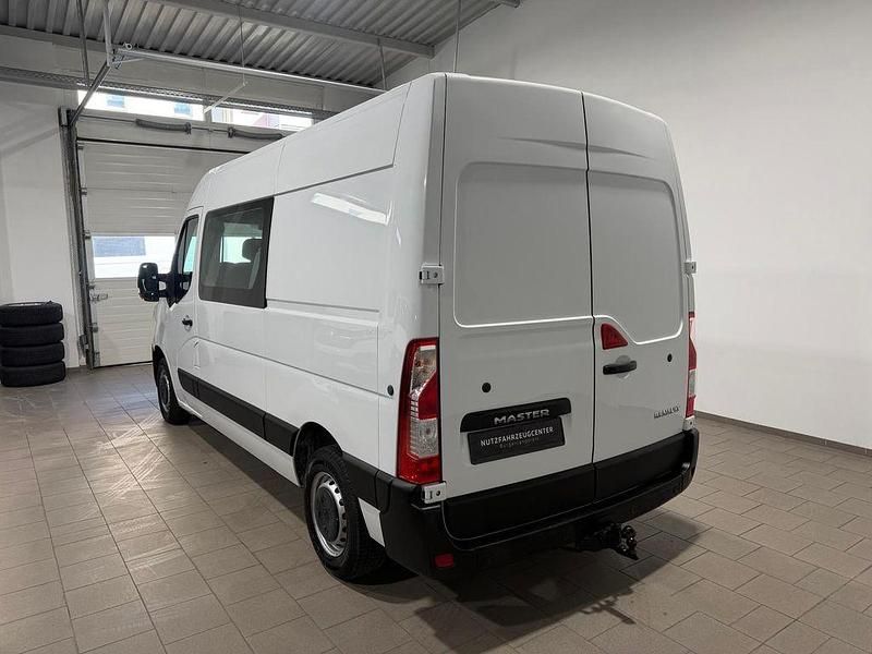 Second-hand Renault Master 150 CP (110 kW) 2021 Alb Monovolum