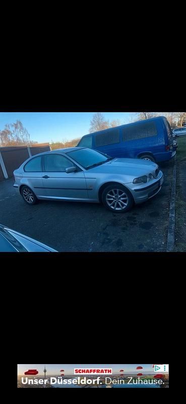 Silber Gebraucht 2004 BMW 316 Coupé | 1.000 € - Bild 1/3
