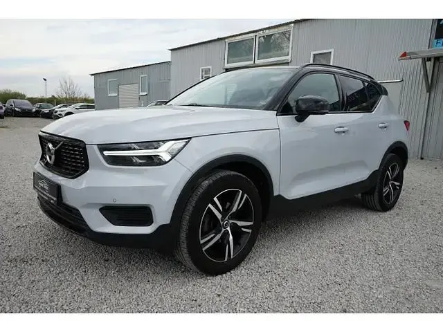 Gebraucht Volvo XC40 R-Design 163 PS (119 kW) 2022 SUV