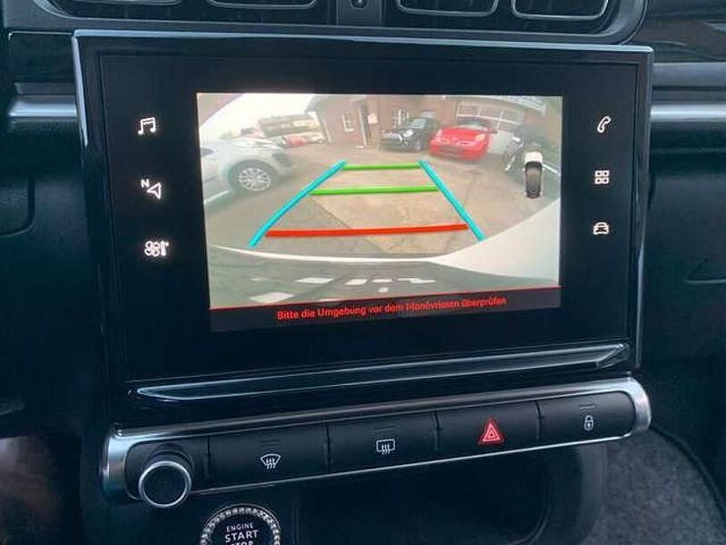 Gebraucht Citroën C3 Shine 82 PS (60 kW) 2020 Weiß Kleinwagen