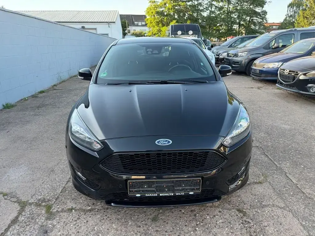 Gebraucht Ford Focus ST-Line 150 PS (110 kW) 2017 Schwarz Limousine