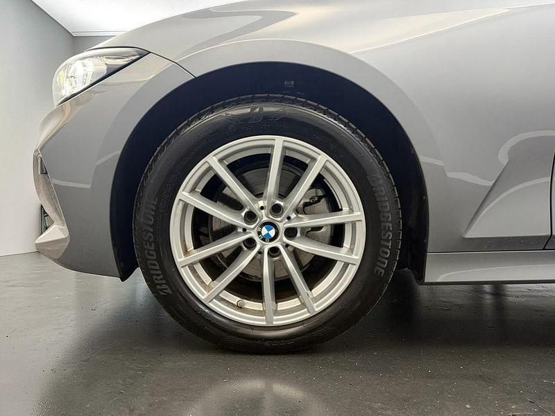 Gebraucht BMW 320 Shadowline 190 PS (139 kW) 2023 Grau Kombi