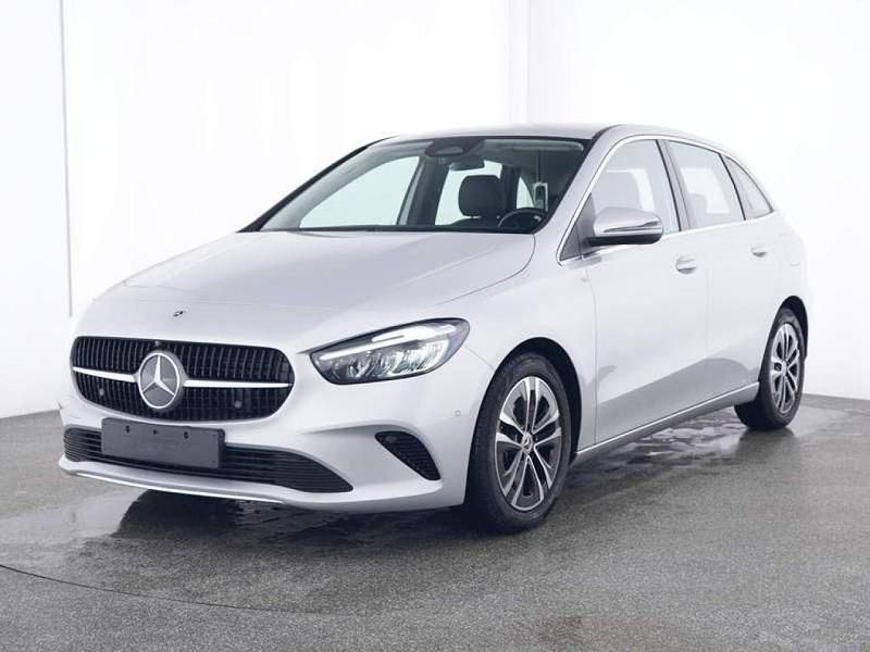 Gebraucht Mercedes 200 150 PS (110 kW) 2023 Iridiumsilber (metallic) Limousine