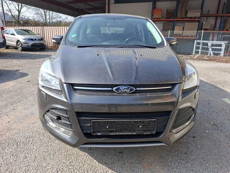 Gebraucht Ford Kuga 150 PS (110 kW) 2015 Grau SUV