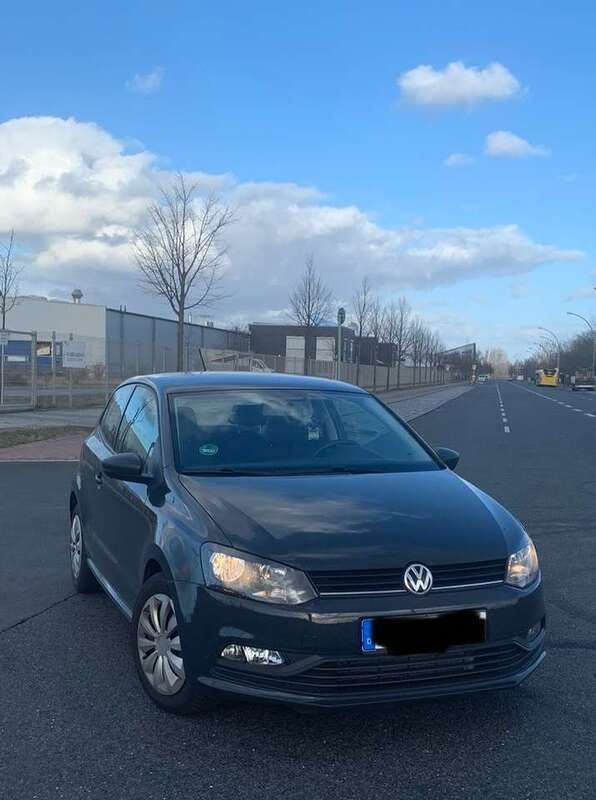Grau Gebraucht 2015 VW Polo Trendline Kleinwagen | 7.100 € (Guter Preis) - Bild 1/4