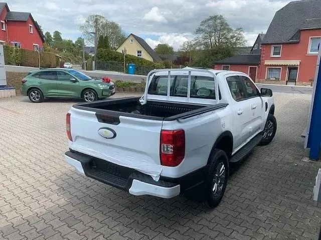 Neu Ford Ranger XLT 170 PS (125 kW) 2026 Weiß Pickup