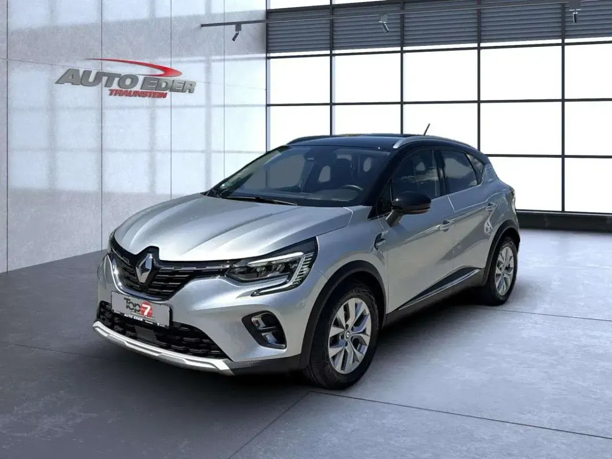 Gebraucht Renault Captur Intens 140 PS (102 kW) 2022 Grey kqa + black gne SUV