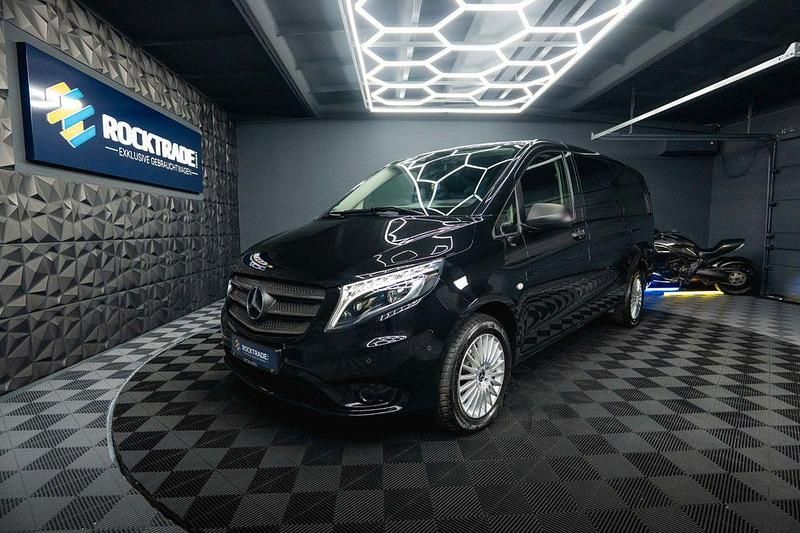 Gebraucht Mercedes Vito 163 PS (119 kW) 2018 Schwarz Van