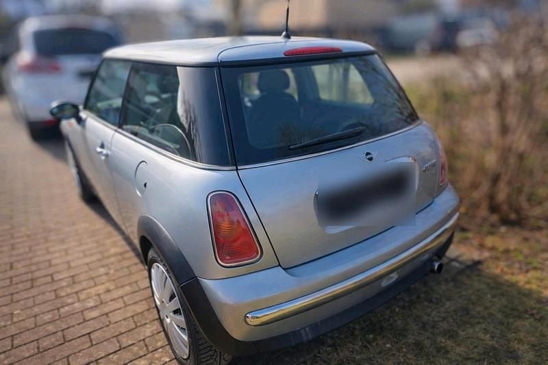 Second-hand Mini Cooper 136 CP (100 kW) 2004 Argintiu Hatchback