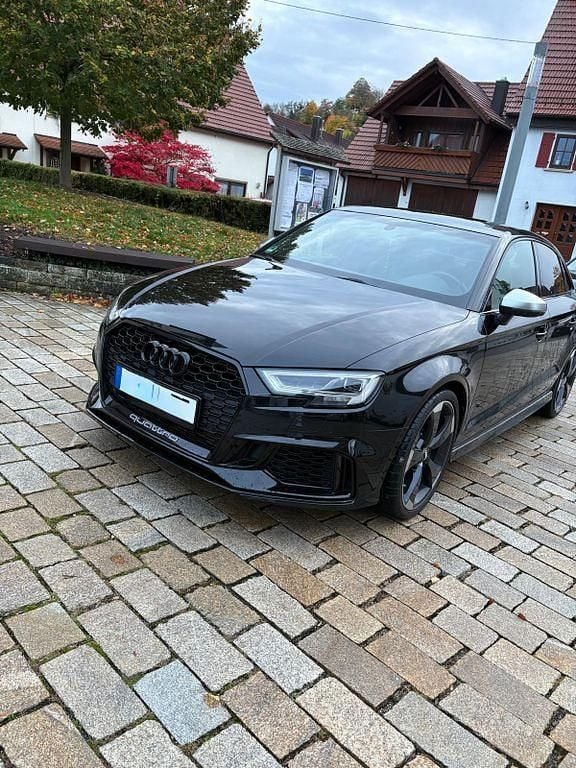 Weiß Gebraucht 2020 Audi RS3 Ambiente Kleinwagen | 40.999 € (Guter Preis) - Bild 1/4