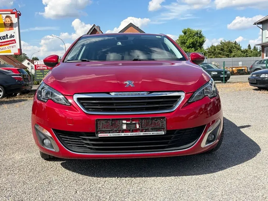 Gebraucht Peugeot 308 SW Allure 150 PS (110 kW) 2016 Rot Kombi