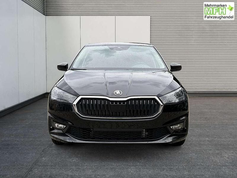 Neu Skoda Fabia Selection 116 PS (85 kW) 2025 Moonweiß perleffekt Kleinwagen