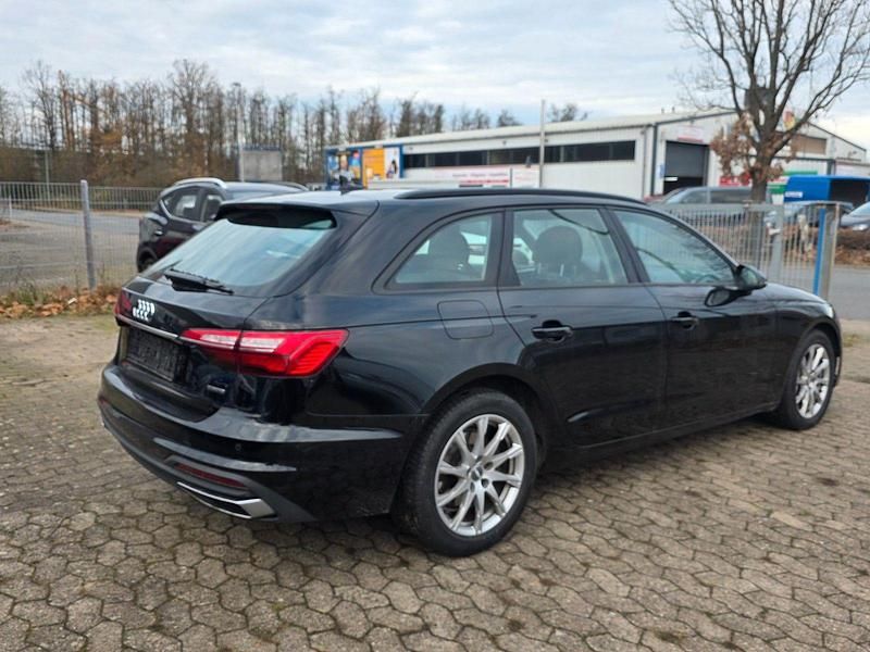 Gebraucht Audi A4 Sport 204 PS (150 kW) 2020 Schwarz Limousine